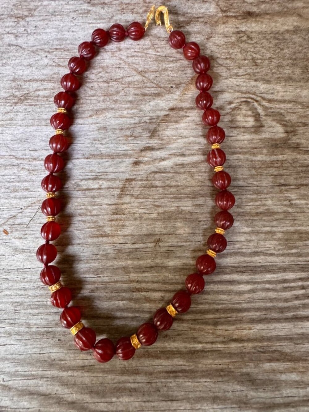 MMA Metropolitan Museum of Art Carnelian Bead Necklace 17” Gold Tone